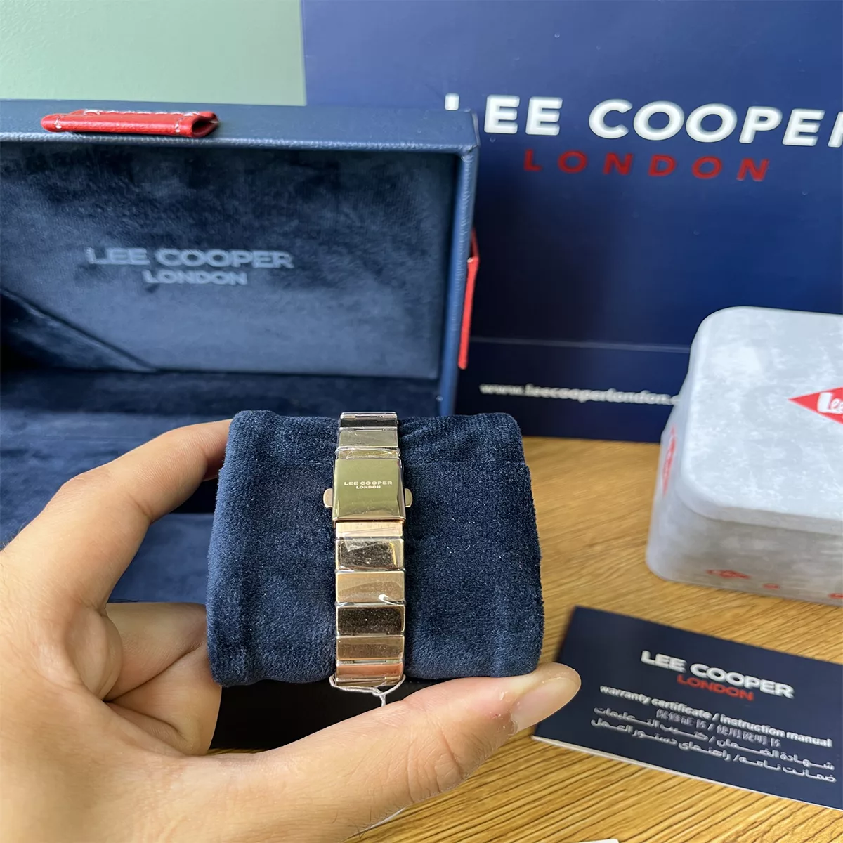 ساعت مچی زنانه لیکوپر LEE COOPER LC07935.490