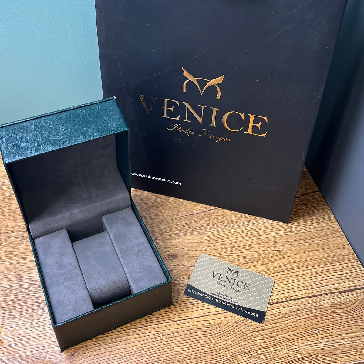 ساعت مچی زنانه ونیز VENICE V801352101