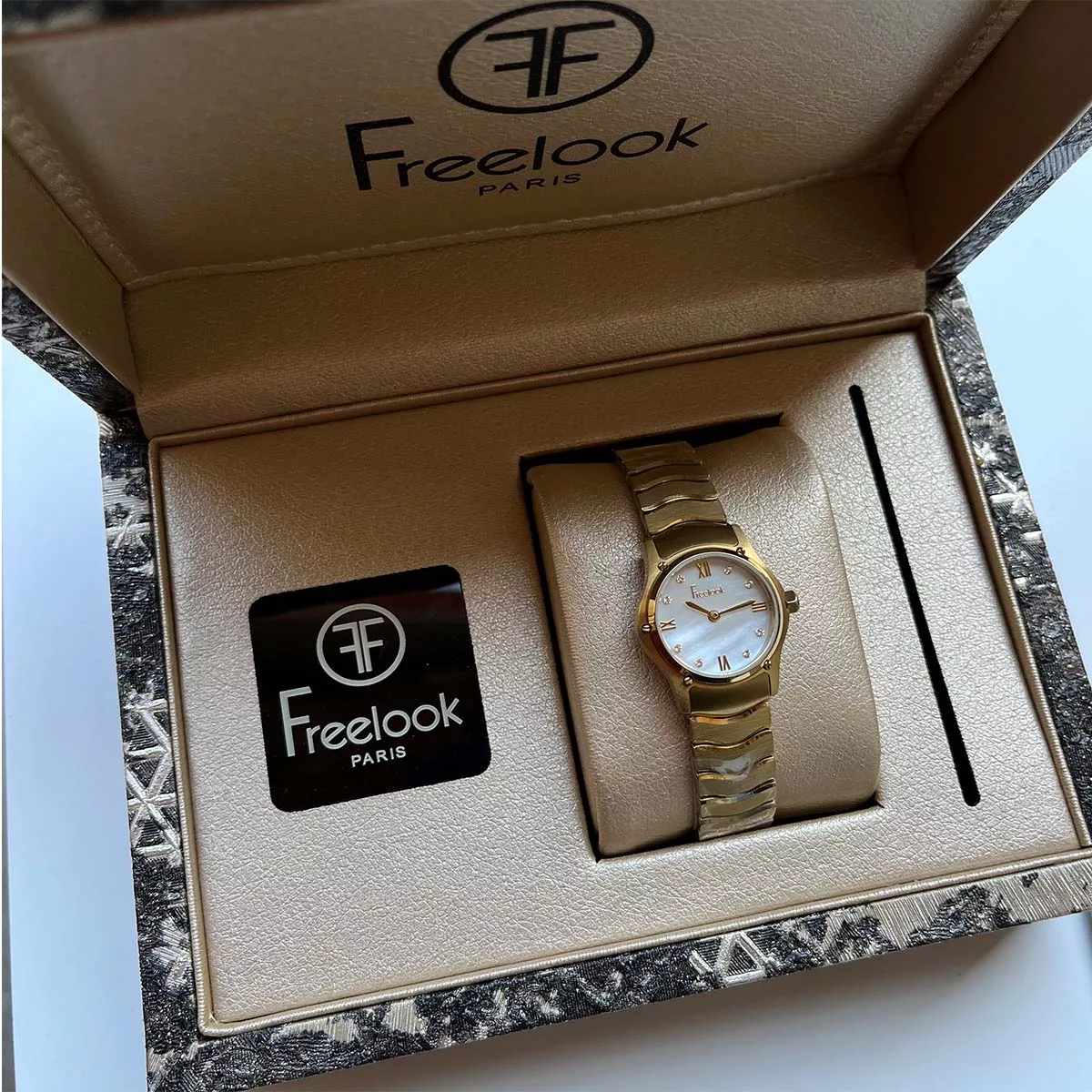 ساعت مچی زنانه فری لوک FREELOOK FL.1.10467-2
