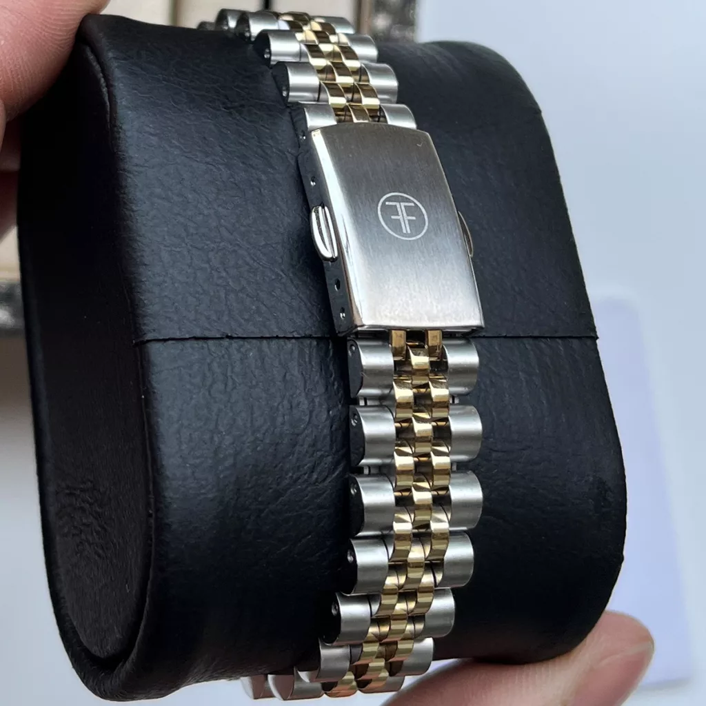 ساعت مچی زنانه فری لوک FREELOOK FL.4.10004-4