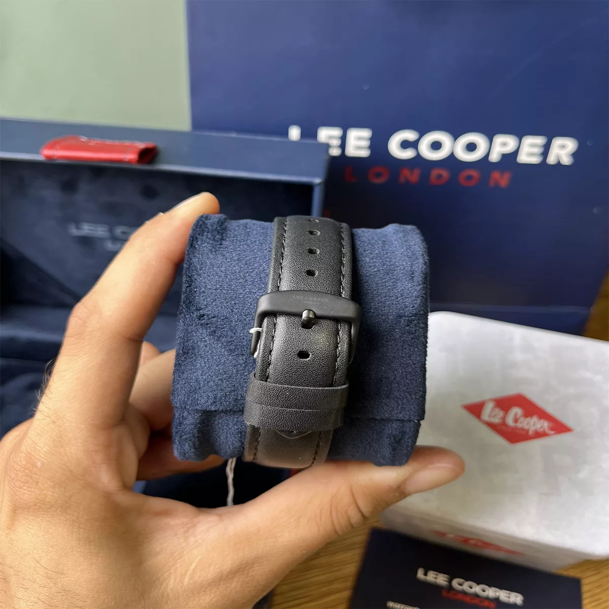 ساعت مچی مردانه لیکوپر LEE COOPER LC07083.651