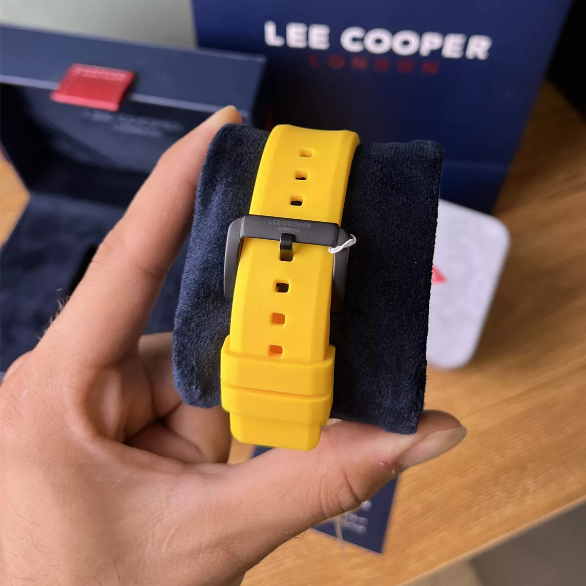 ساعت مچی مردانه لیکوپر LEE COOPER LC07350.654