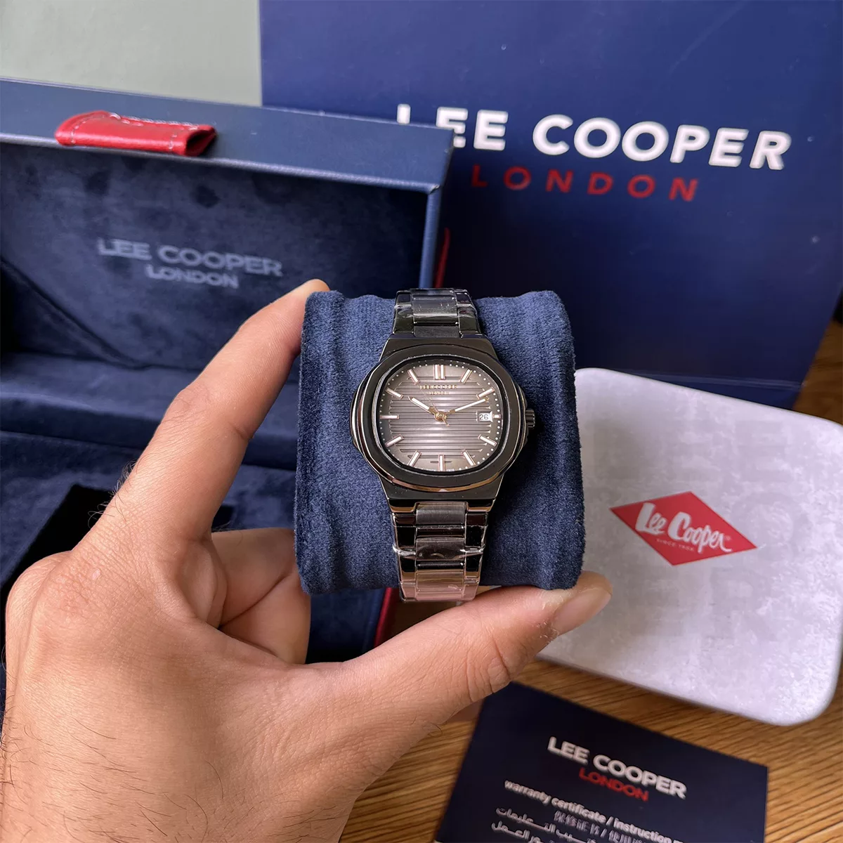 ساعت مچی زنانه لیکوپر LEE COOPER LC07369.060