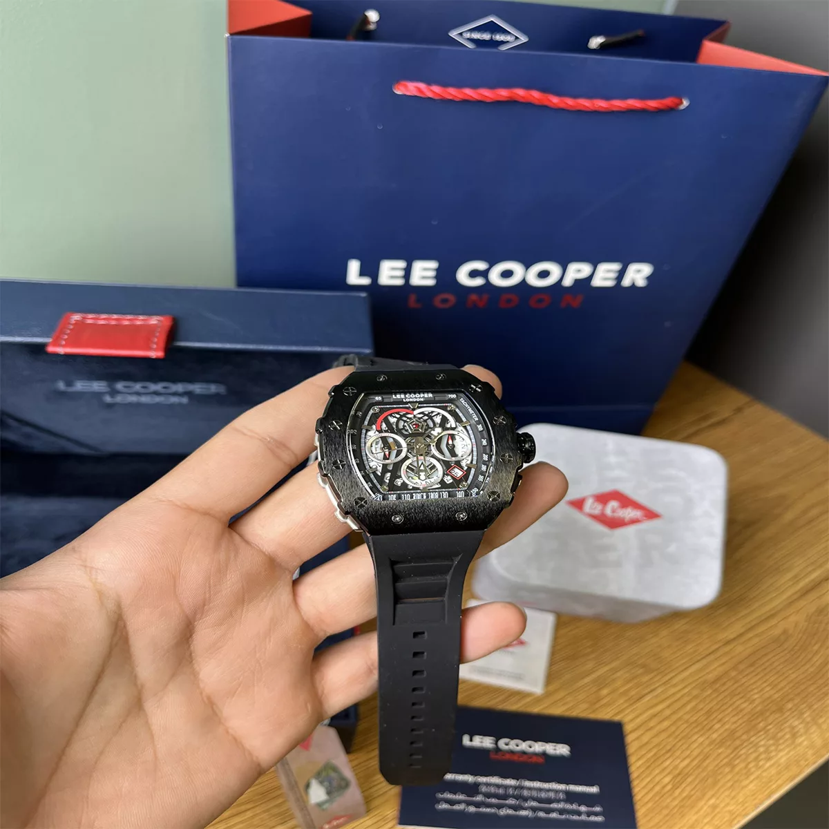ساعت مچی مردانه لیکوپر LEE COOPER LC07810.651