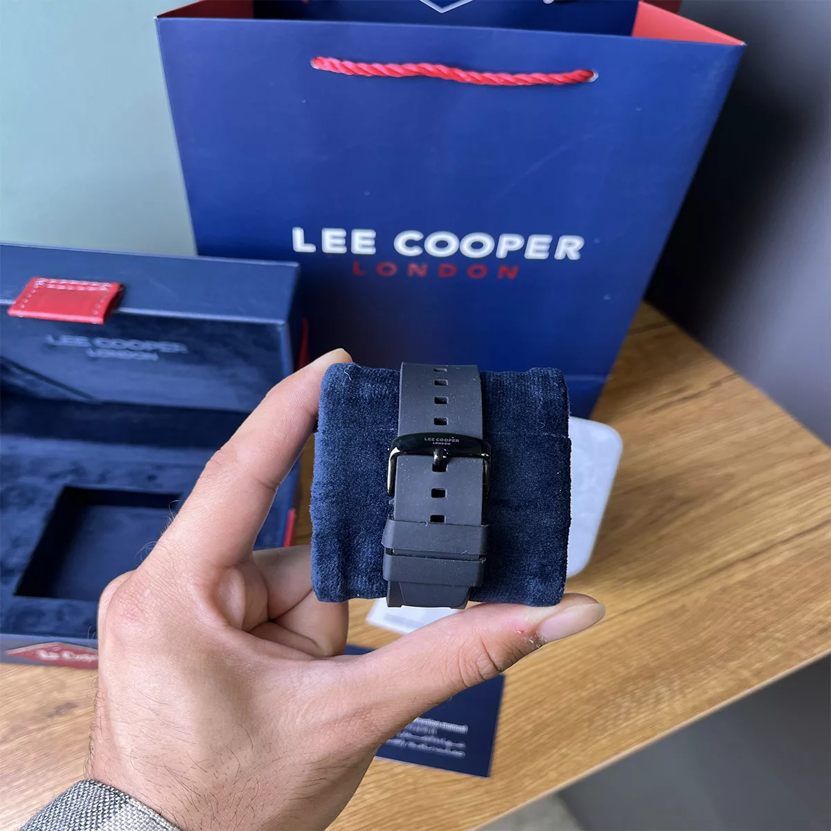 ساعت مچی مردانه لیکوپر LEE COOPER LC07810.651