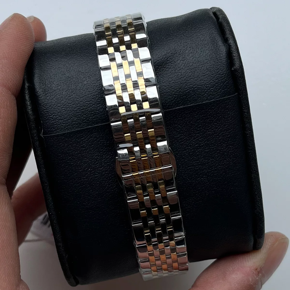 ساعت مچی زنانه شوپیر SHUPIER L206A007