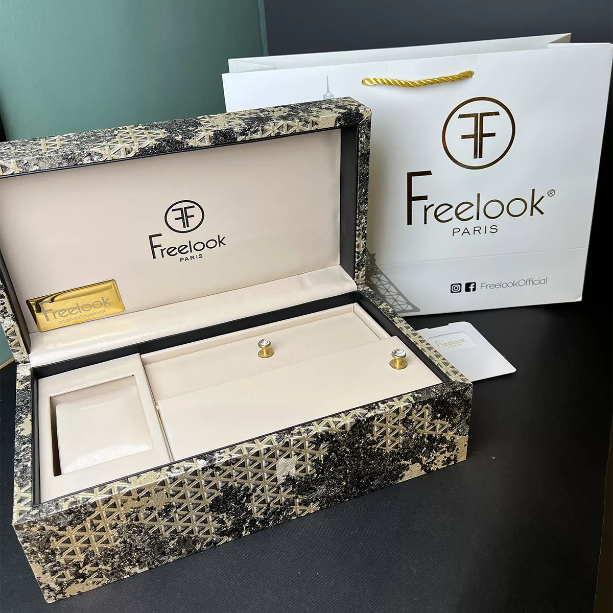 ساعت مچی زنانه فری لوک به همراه باکس عینک FREELOOK FL.1.10456-6