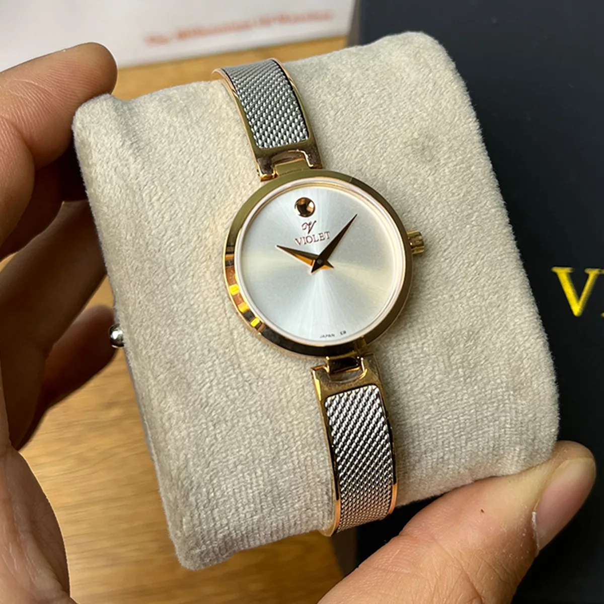 ساعت مچی زنانه ویولت VIOLET B0632L-619