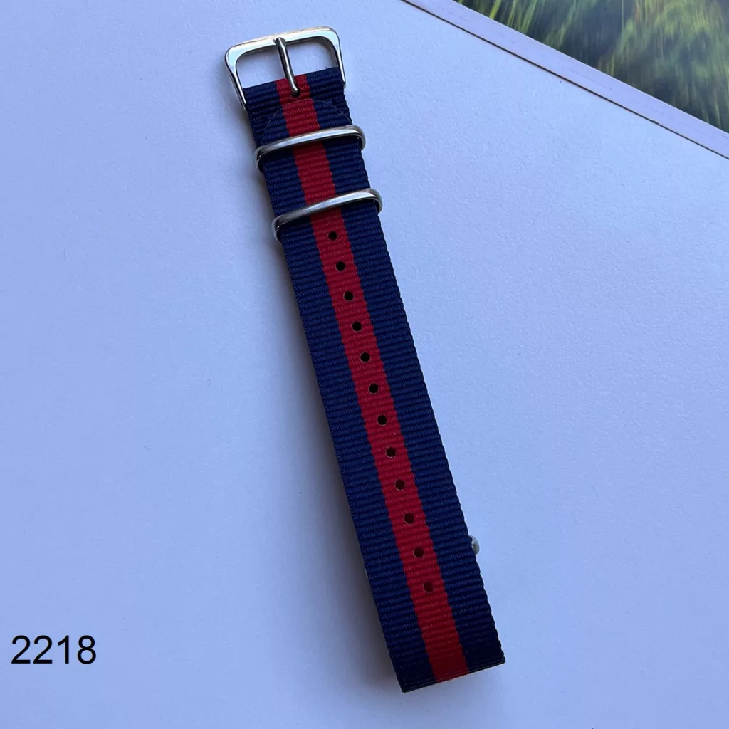 بند نیتو برزنتی سرمه ای قرمز سایز 22mm کد 2218