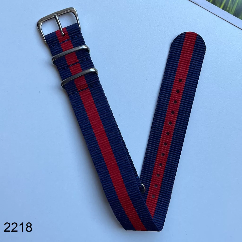 بند نیتو برزنتی سرمه ای قرمز سایز 22mm کد 2218