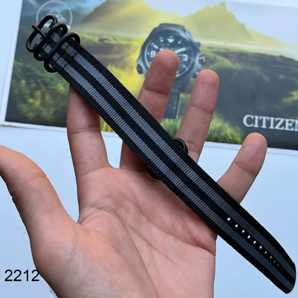 بند نیتو برزنتی مشکی طوسی سایز 22mm کد 2212