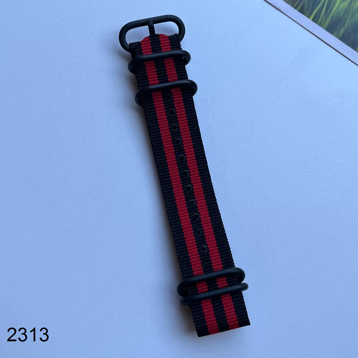 بند نیتو برزنتی مشکی قرمز سایز 23mm کد 2313
