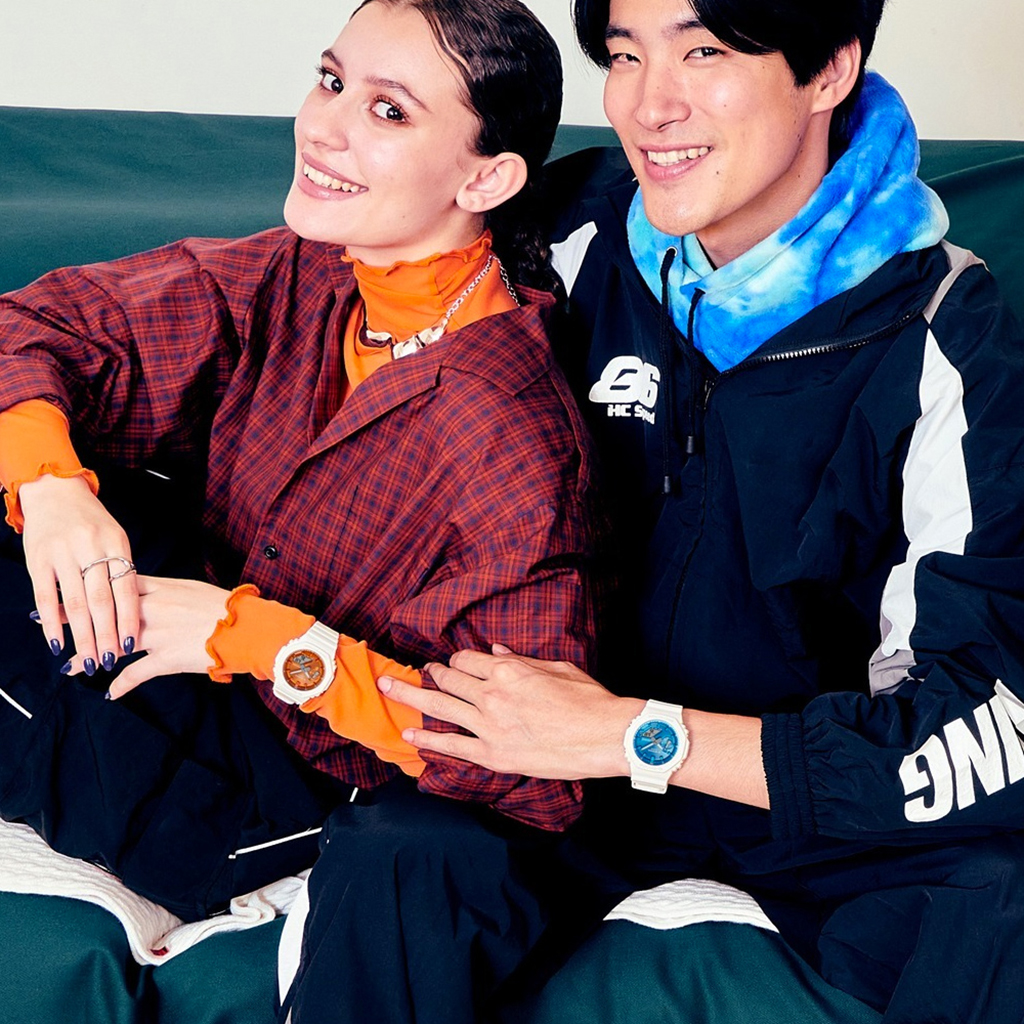 نمایشگر دیجیتال و آنالوگ دو زمانه