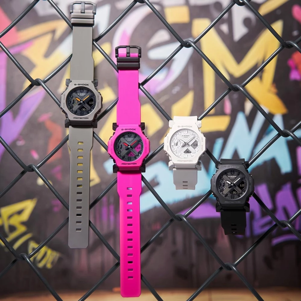 ساعت اسپرت سفید مناسب مچ‌های ظریف و باریک