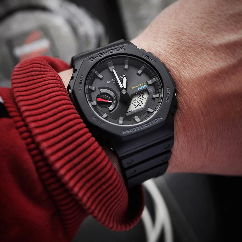 ساعت اسپرت مشکی کاسیو با باتری نوری